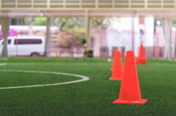 足球训练设备向运动训练地面