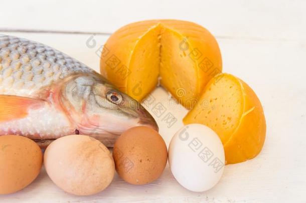 营养健康的蛋白质维生素鱼卵和奶酪