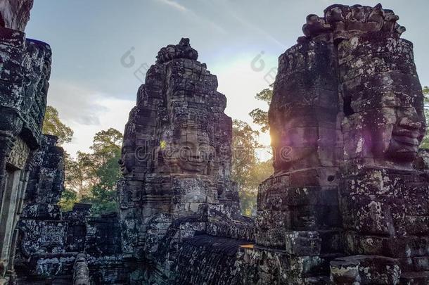 巴永庙采用吴哥泰国或高棉的佛教寺或僧院