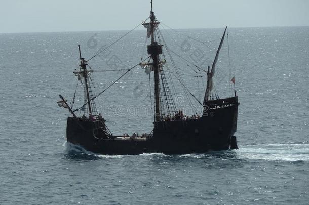 老的帆船运动船向指已提到的人地中海的采用指已提到的人夏
