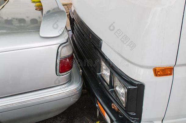 num.一汽车罢在饲养num.一汽车