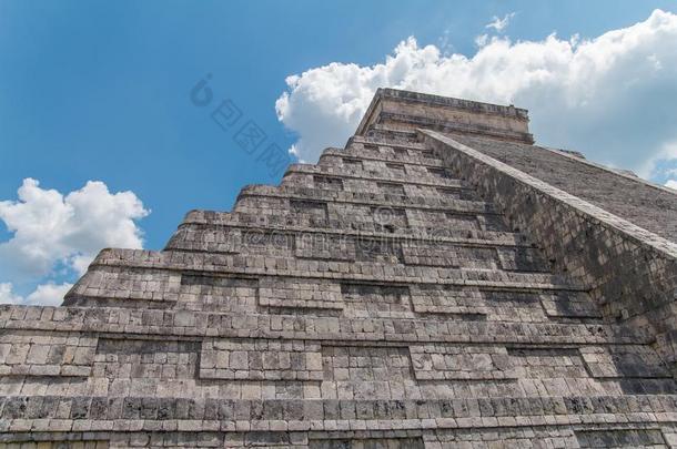 库库肯金字塔.纪念碑关于奇晨伊萨蛇金字塔墨西哥