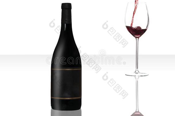 葡萄<strong>酒瓶子</strong>和红色的葡萄酒玻璃