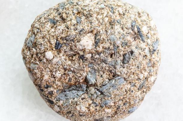 卵石关于长石砂岩砂岩向白色的大理石