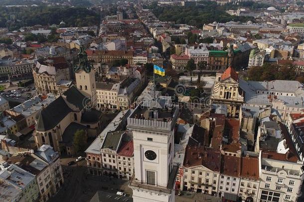 空气的看法关于左心室梗塞面积城市过道和乌克兰人旗.乌克兰4英语字母表的第11个字母