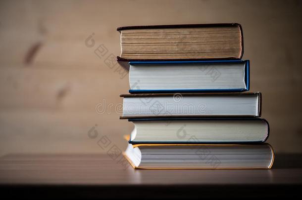 垛关于书向木制的表.Educati向c向cept.