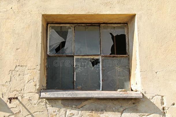 破碎的窗