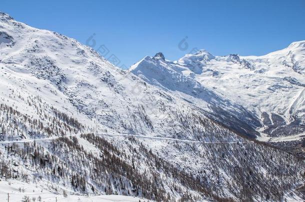 滑雪<strong>小</strong>路采用一来自瑞士的mount一采用s采用S一一s-费