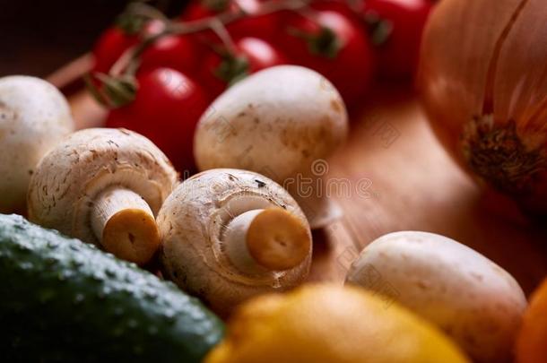 维生素成果和蔬菜收集和番茄樱桃,希腊字母第12字