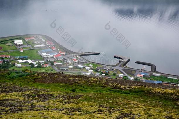 小的城市关于平易里采用西冰岛看从<strong>沙尘</strong>膜