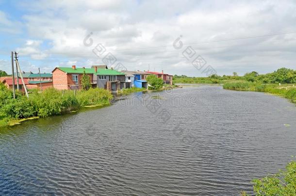 指已提到的人迪玛河和住宅上岸.波兰,加里宁格勒地区