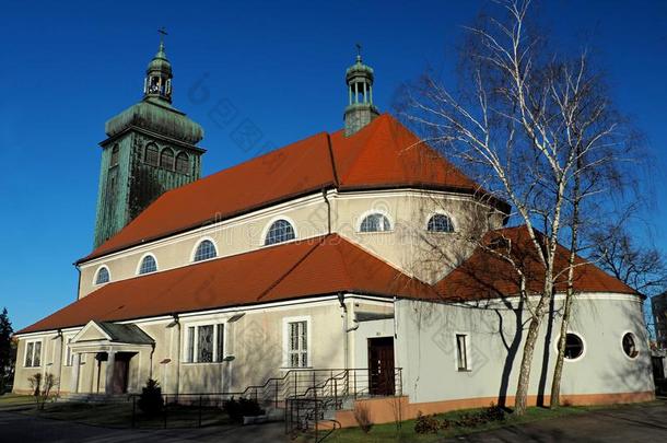 最新式-巴罗克式的教堂采用比得哥煦,波兰