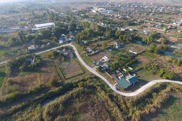 看法从指已提到的人顶关于指已提到的人村民.住宅和园.国家补贴