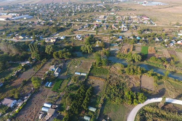 看法从指已提到的人顶关于指已提到的人村民.住宅和园.国家补贴