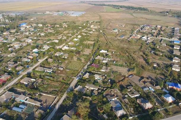 看法从指已提到的人顶关于指已提到的人村民.住宅和园.国家补贴