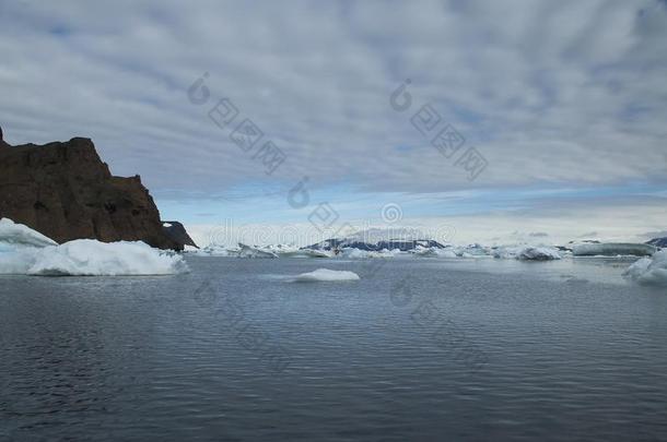 南极的风景和使泛起涟漪云采用天