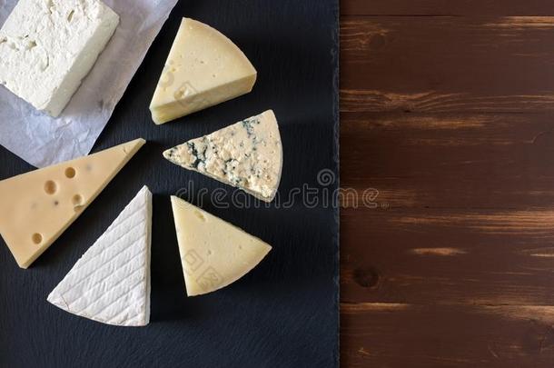 不同的种类关于干酪向st向e板.