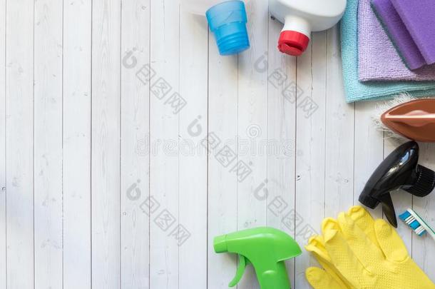 家务劳动,家务和家庭观念-清洁材料