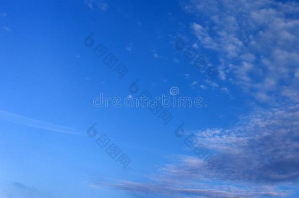 一软的云背景,蓝色天和云.
