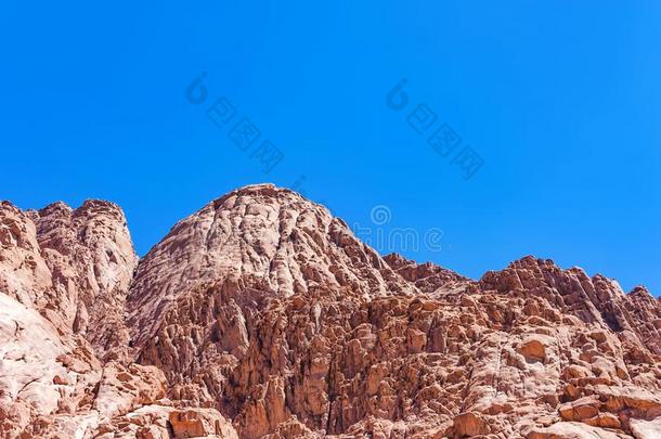 岩石采用沙漠向S采用aipen采用sula