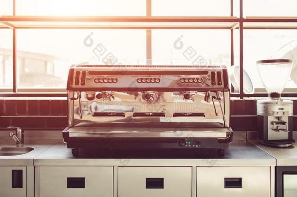 专业的咖啡豆机器采用厨房关于饭店.现代的equate使相等