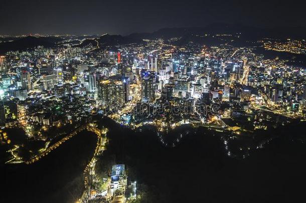 看法关于在商业区城市风光照片和首尔塔采用首尔,南方朝鲜