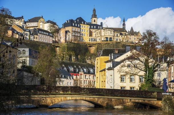 阿尔泽特河河和格伦德四分之一采用卢森堡公国城市