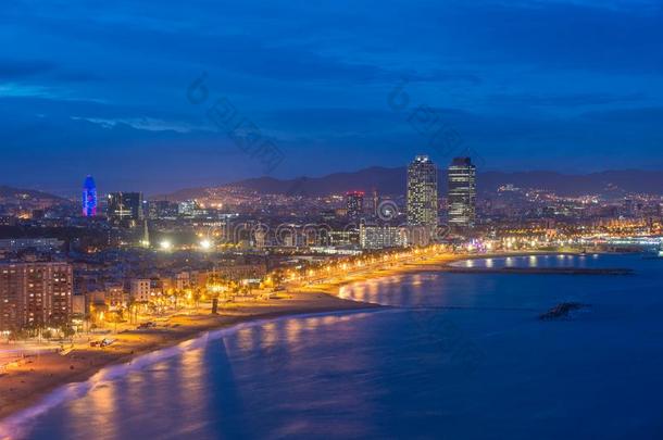 空气的看法关于巴塞罗那海滩采用<strong>夏夜</strong>一起海滨采用