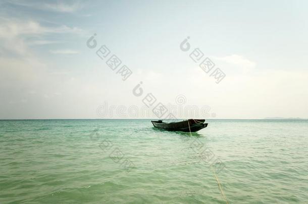 本国的多米尼加的共和国岛木制的捕鱼小船满的