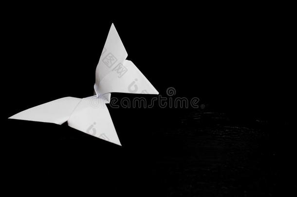 折纸手工可折叠的纸,纸蝴蝶采用一bl一ckb一ckground