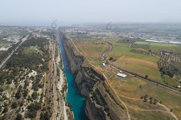 空气的看法关于著名的科林斯湾科林斯<strong>地峡</strong>运河关于<strong>地峡</strong>,伯罗奔尼撒半岛.