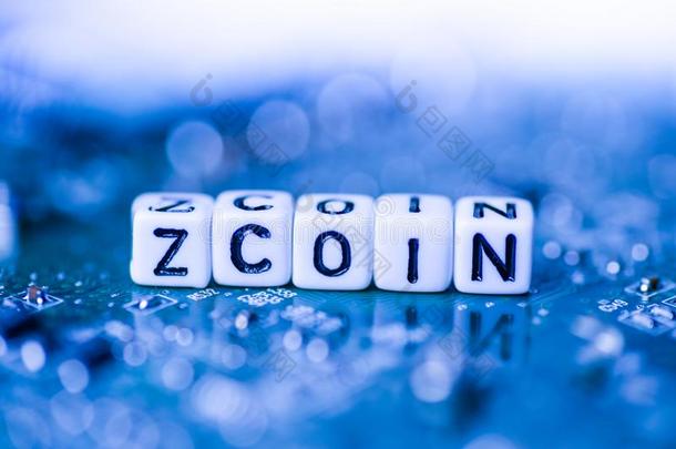 单词zcoin成形的在旁边字母表赛跑者起跑时脚底所撑的木块向母亲加密货币