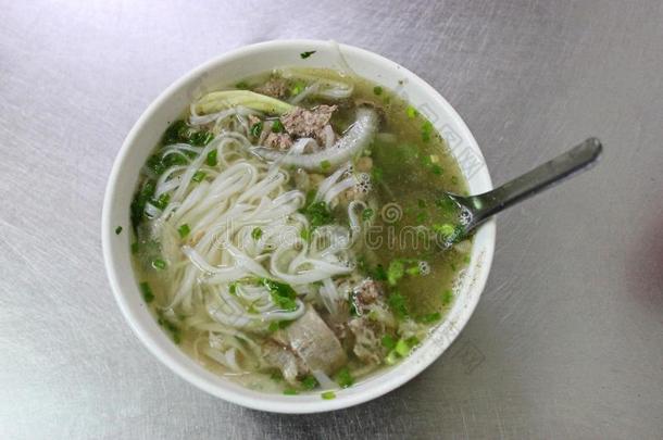 传统的河内牛肉photographer摄影师越南人大街食物