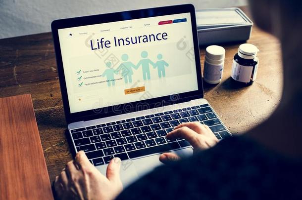 生活保险计划向计算机便携式电脑屏幕