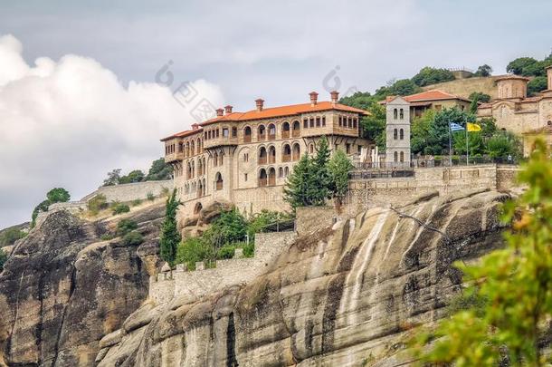 曼代奥拉修道院和不可思议的岩石和看法.希腊