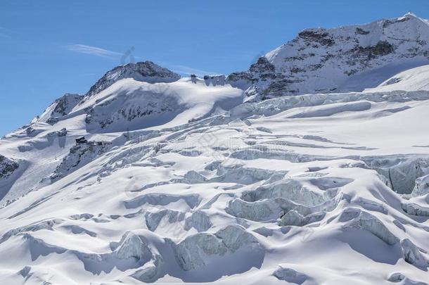 雪-大量的冰河采用一Mount一采用s关于S一一s-费采用Switzerl一nd