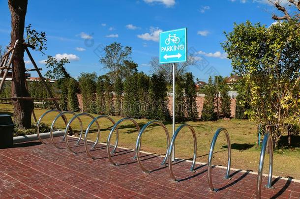 空的自行车停放份额,自行车停放符号