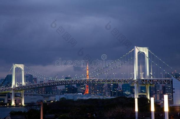 城市风景关于东京塔和彩虹桥