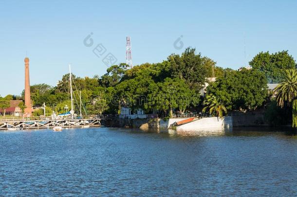 码头在小艇船坞-<strong>群体</strong>微分算子萨克拉曼多,乌拉圭