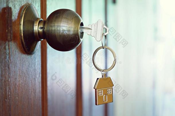 房屋<strong>钥匙</strong>和家<strong>钥匙</strong>r采用g采用<strong>钥匙</strong>hole,财产观念
