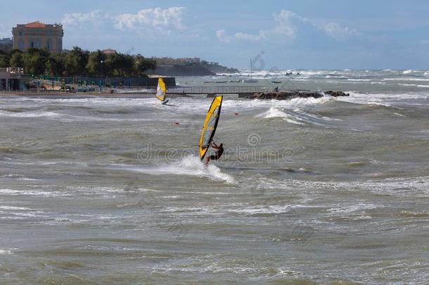 海波和风冲浪运动采用指已提到的人夏采用风y一天