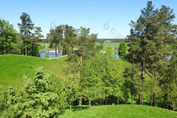 美丽的苏达戈土堆在近处河涅穆纳斯,立陶宛