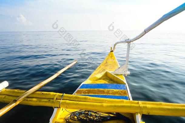 传统的菲律宾人捕鱼小船