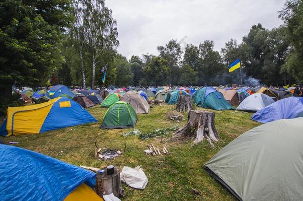 帐篷营地在指已提到的人乌克兰人音乐节日