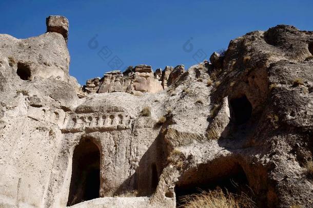 毁坏关于古代的洞穴教堂采用卡帕多西安岩石,伊拉拉山谷