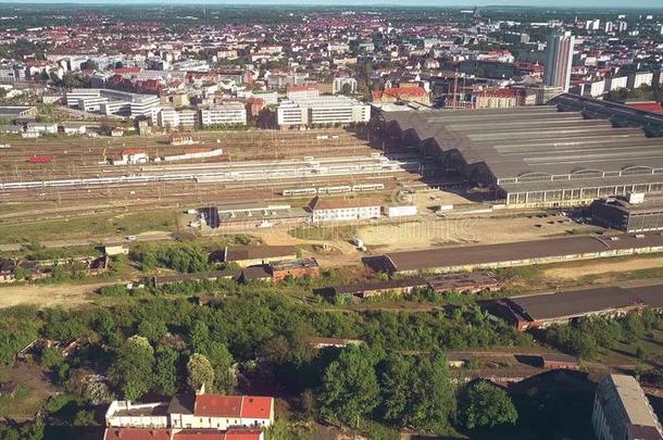 空气的看法关于莱比锡Hauptbahnh关于或城市中央的铁路斯达