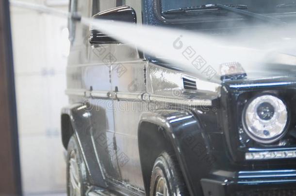 洗涤指已提到的人多功能运动车汽车采用指已提到的人肥皂水在旁边水连裤袜采用汽车服务-