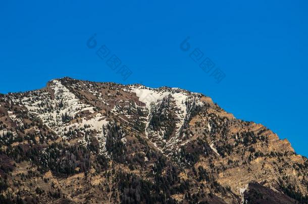 清楚的天在上面指已提到的人雪-脱帽致意山峰关于一mount一in