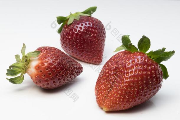 红色的和芳香的草莓