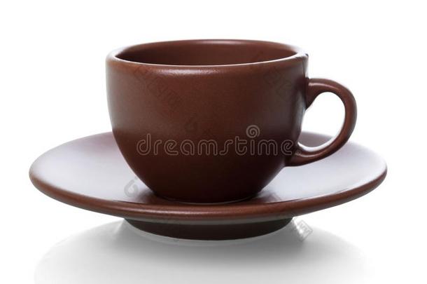 <strong>杯</strong>子和茶<strong>杯托</strong>为芳香的早晨咖啡豆,隔离的向白色的